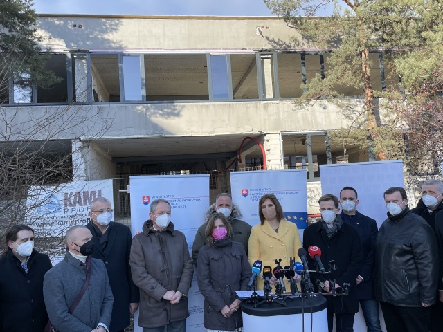 škola Plickova Rača obnova