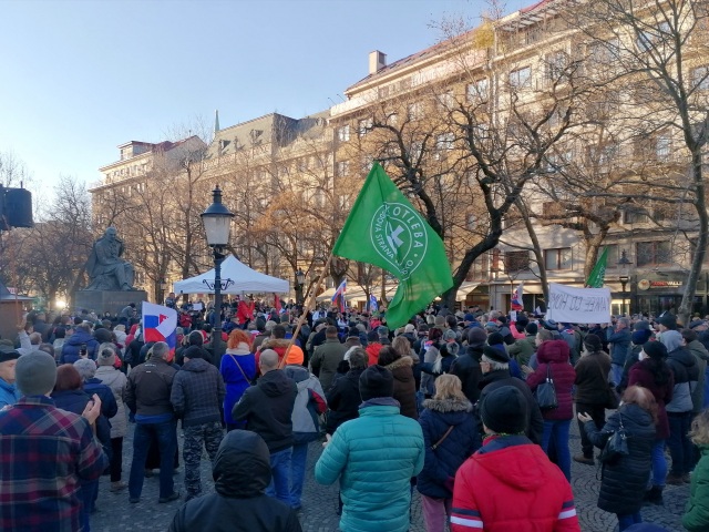 protest dohoda USA kotlebovci ľsns