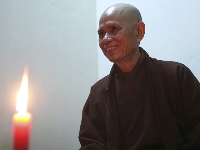 Thich Nhat Hanh mních