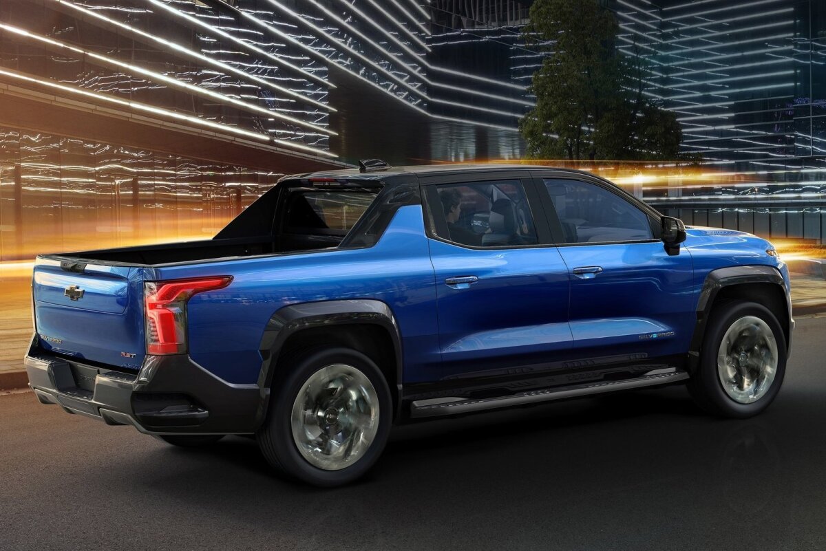 Chevrolet Silverado EV - 2023