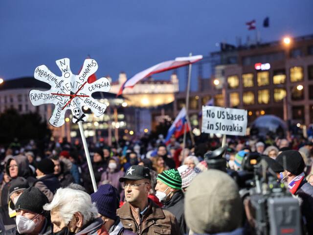 Obranná dohoda / Protest /
