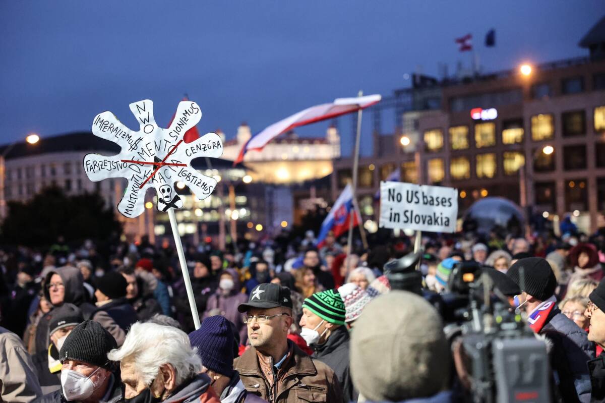 Obranná dohoda / Protest /