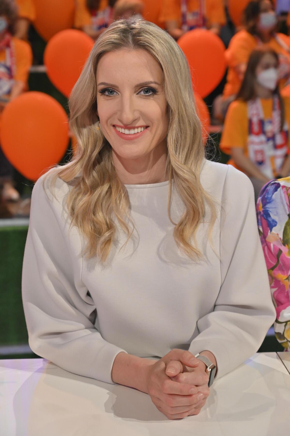 adela