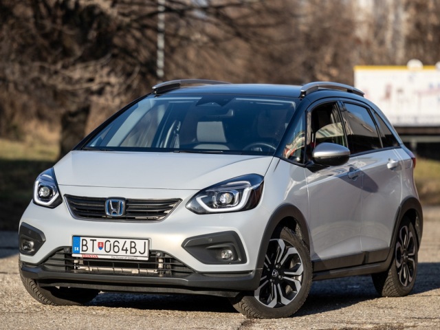 Honda Jazz Crosstar 1,5 e:HEV - test 2022