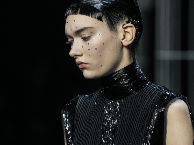 Paris Fashion Fendi H/C