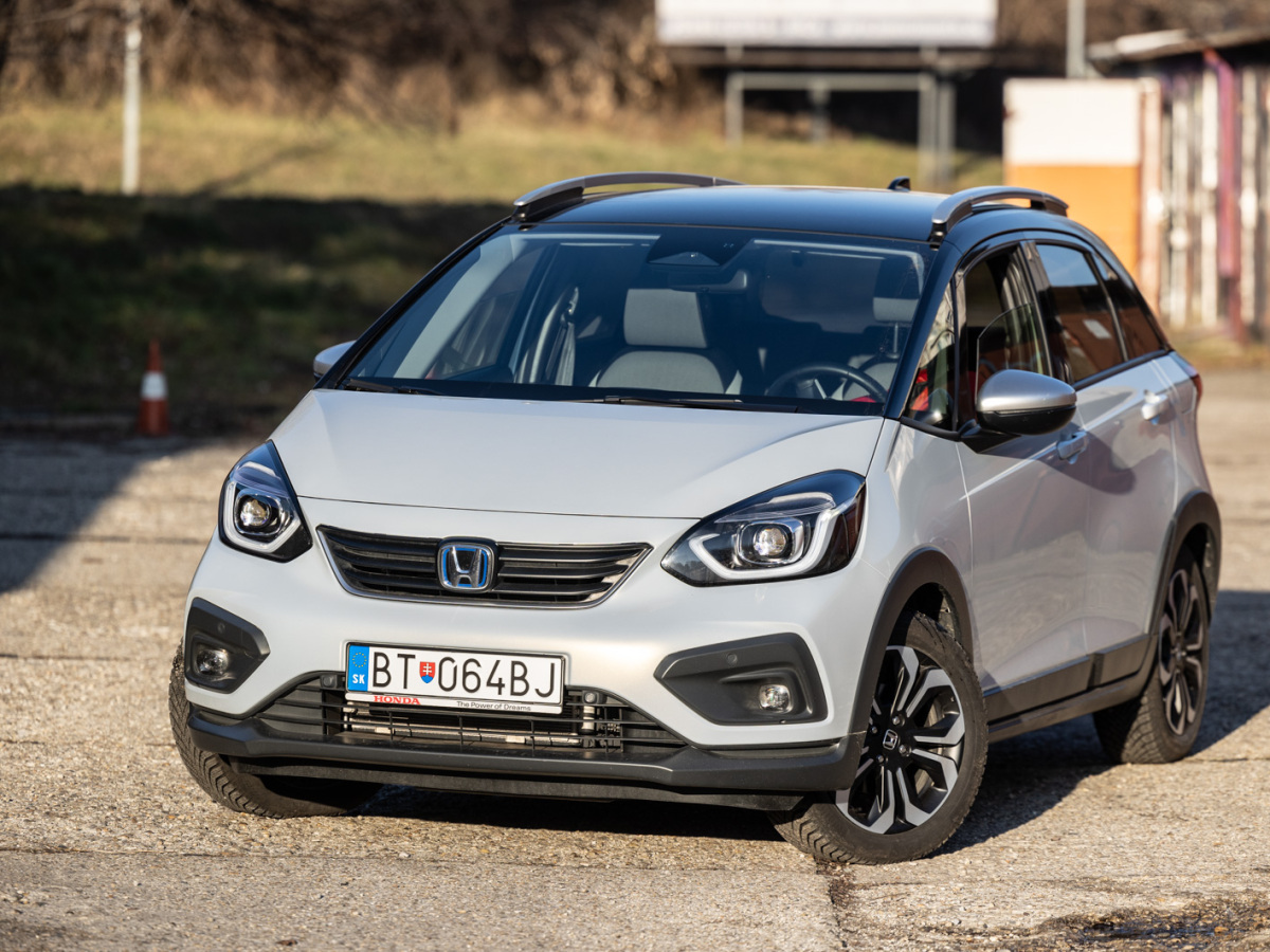 Honda Jazz Crosstar 1,5 e:HEV - test 2022