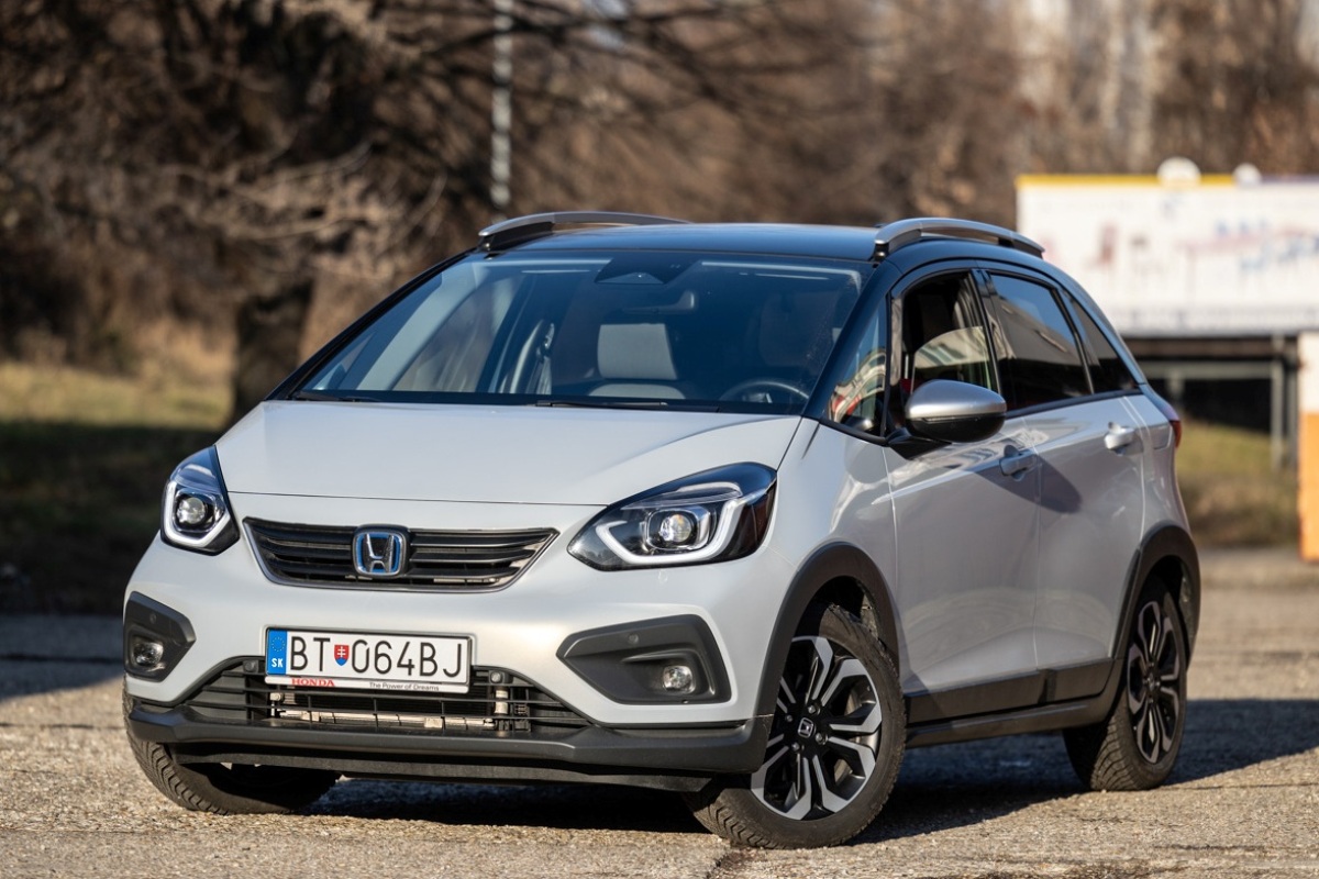 Honda Jazz Crosstar 1,5 e:HEV - test 2022