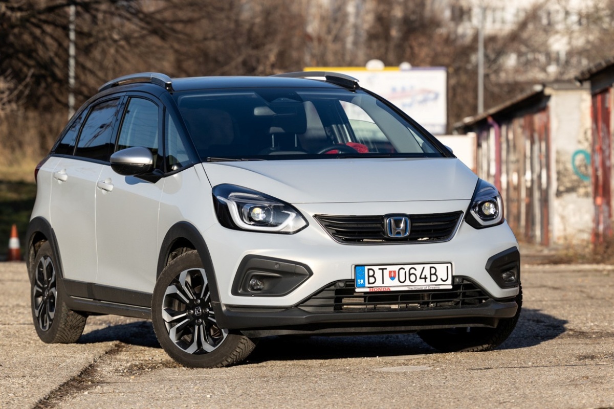 Honda Jazz Crosstar 1,5 e:HEV - test 2022
