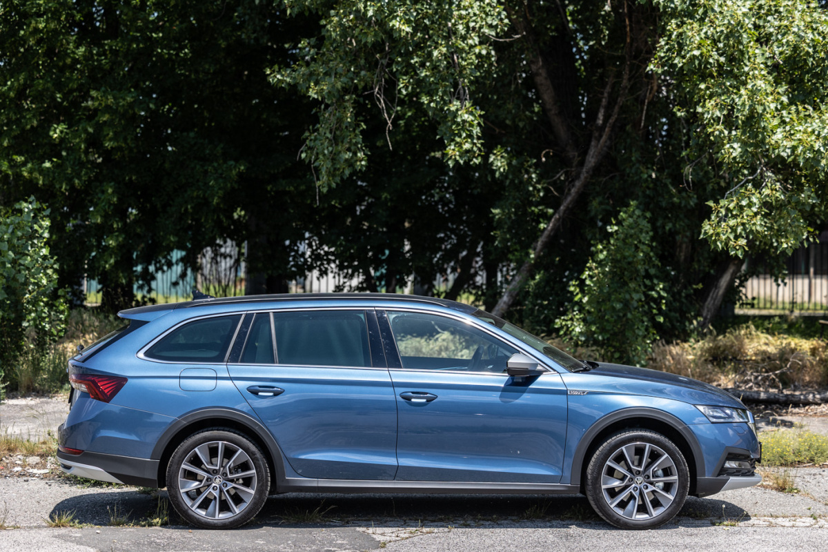 Škoda Octavia Scout 2.0 TDI 4x4 (2022)