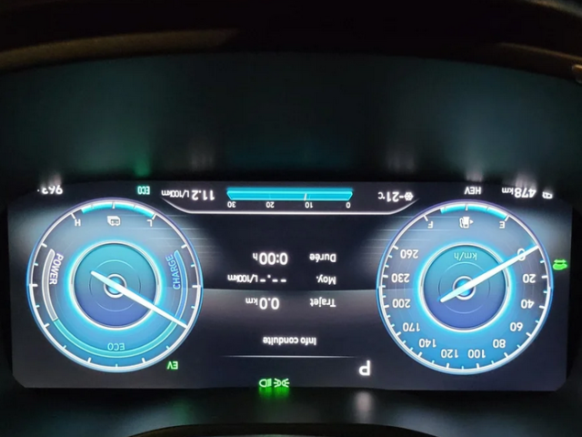 Hyundai Santa Fe - otočený displej