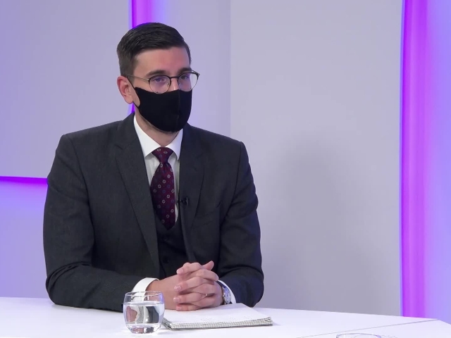 Martin Babocký, Ide o peniaze