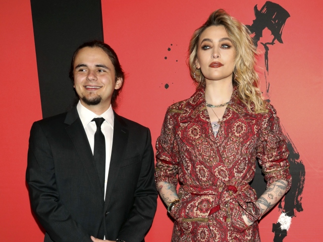 Prince Jackson (vľavo) a jeho dcéra Paris Jackson