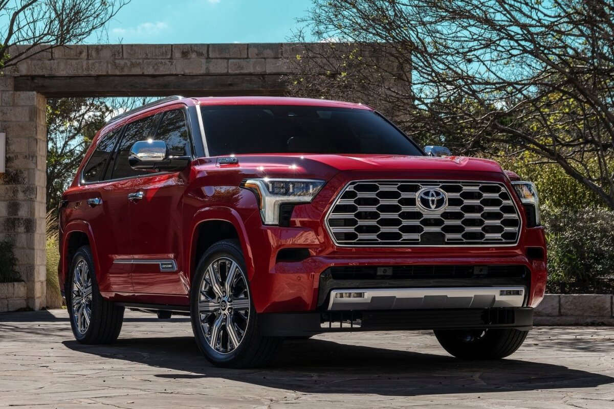 Toyota Sequoia - 2023