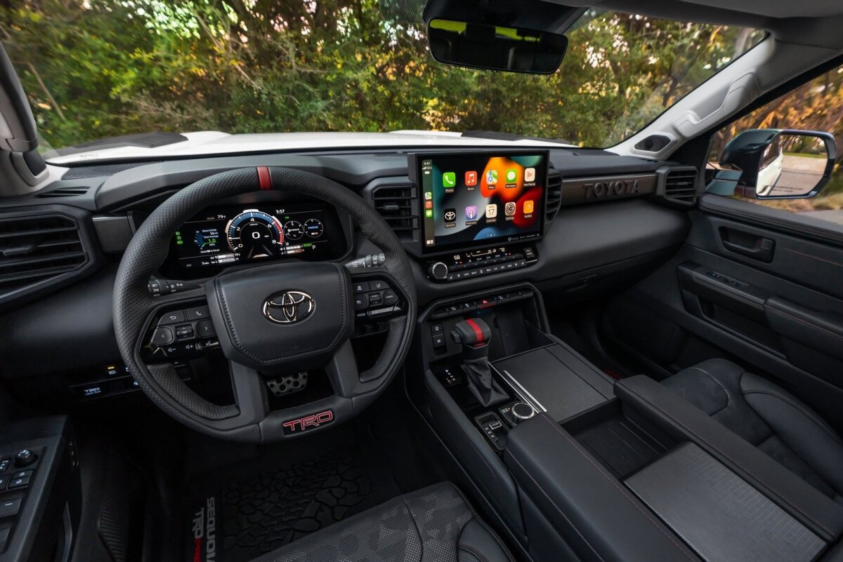Toyota Sequoia - 2023