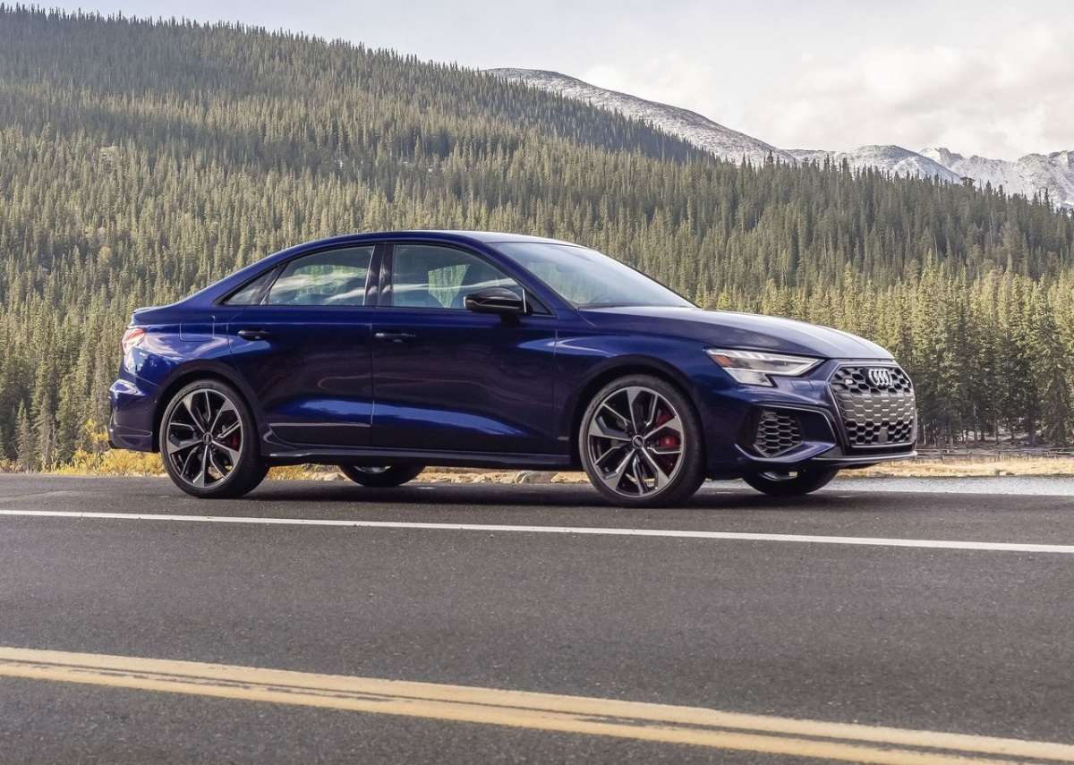 Audi-S3 Sedan-2021-1280-01