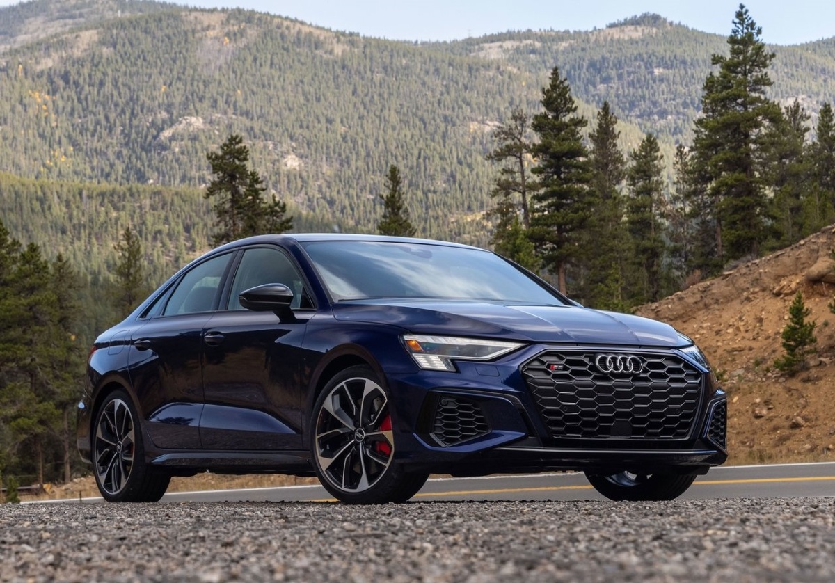 Audi-S3 Sedan-2021-1280-02