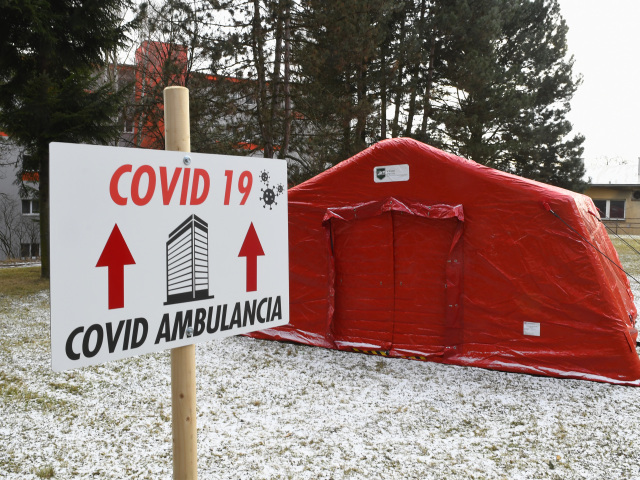 Prešov, nemocnica, triážny stan
