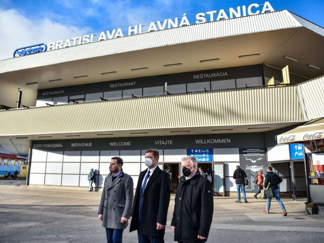 SR Bratislava ŽSR mestá Hlavná stanica rekonštrukcia BAX