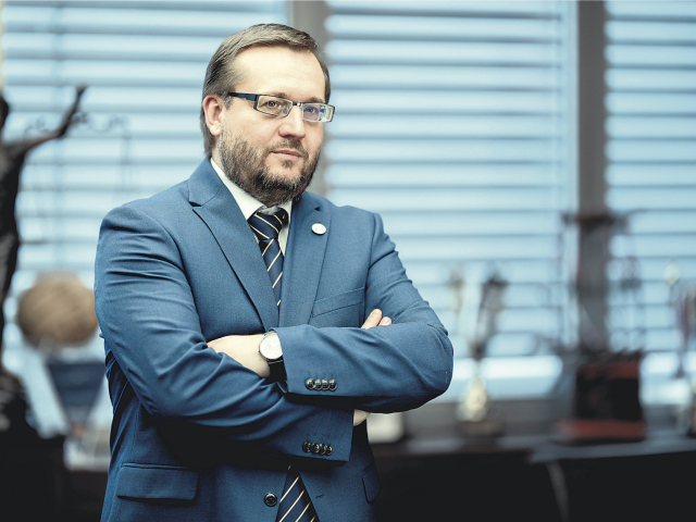 Marek Števček