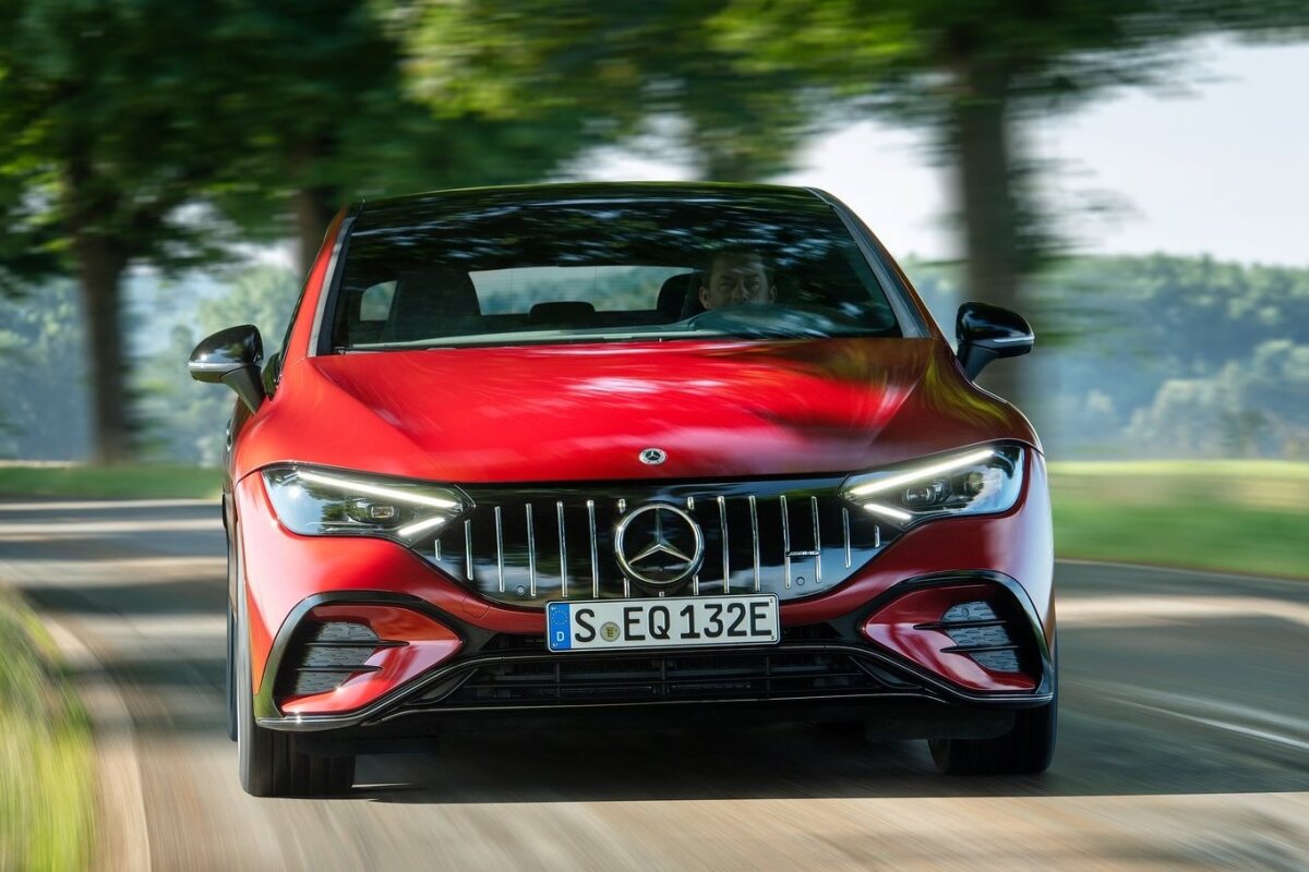Mercedes-Benz EQE 43 AMG - 2022