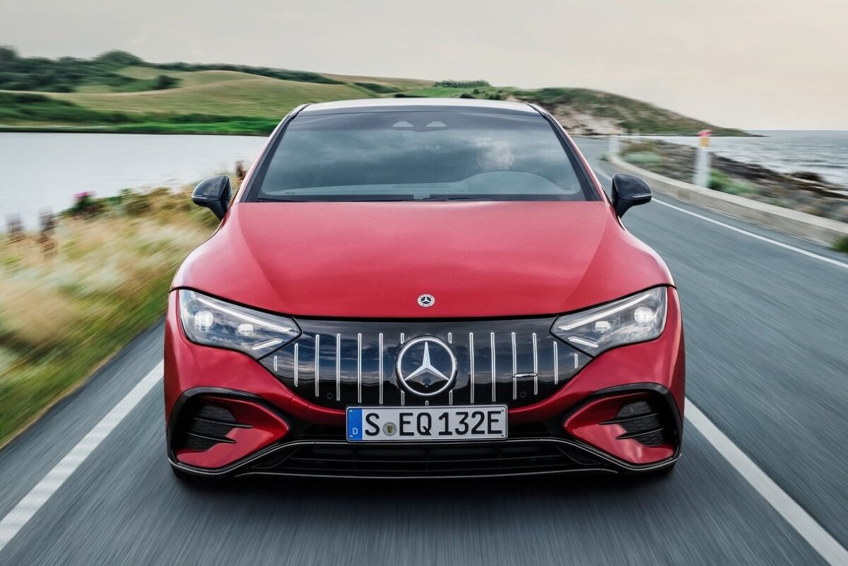 Mercedes-Benz EQE 43 AMG - 2022