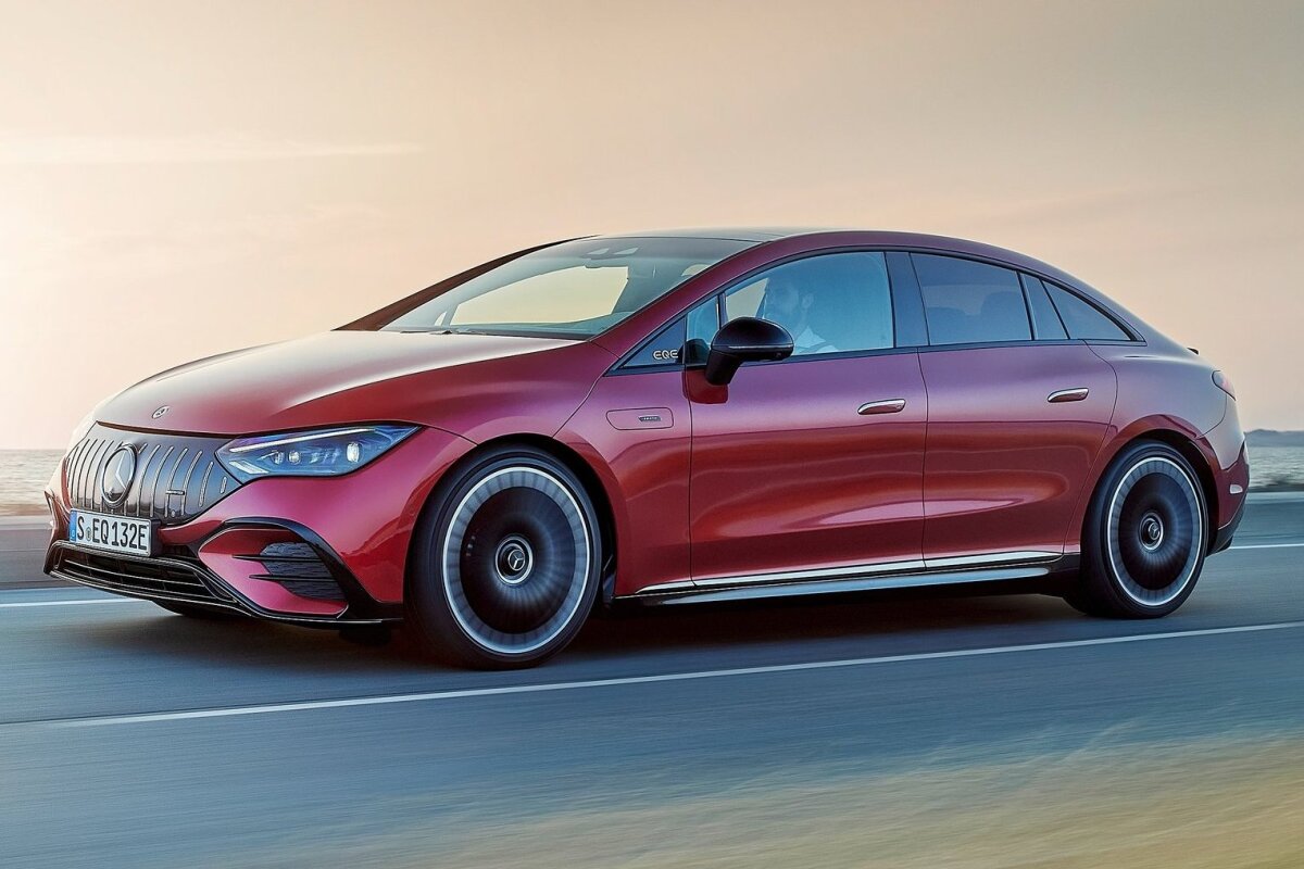 Mercedes-Benz EQE 43 AMG - 2022