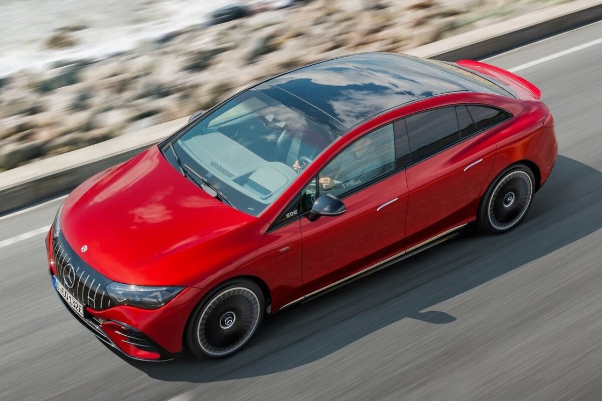 Mercedes-Benz EQE 43 AMG - 2022