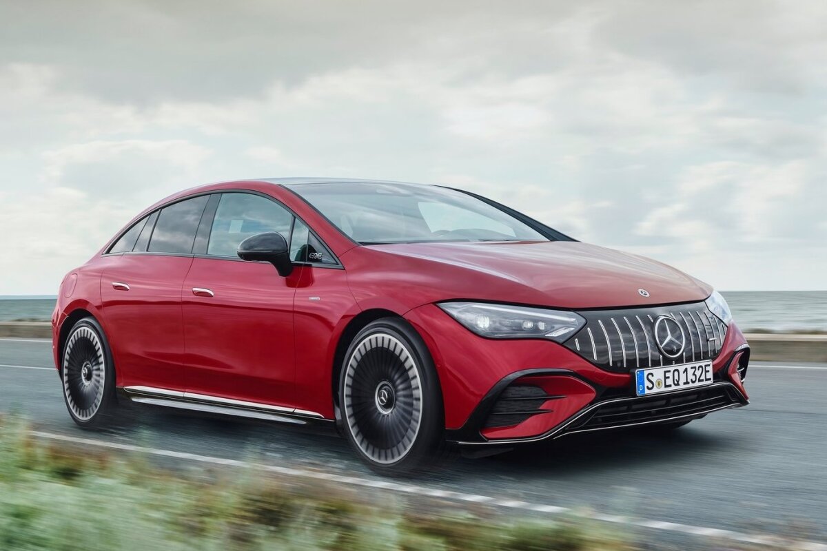 Mercedes-Benz EQE 43 AMG - 2022