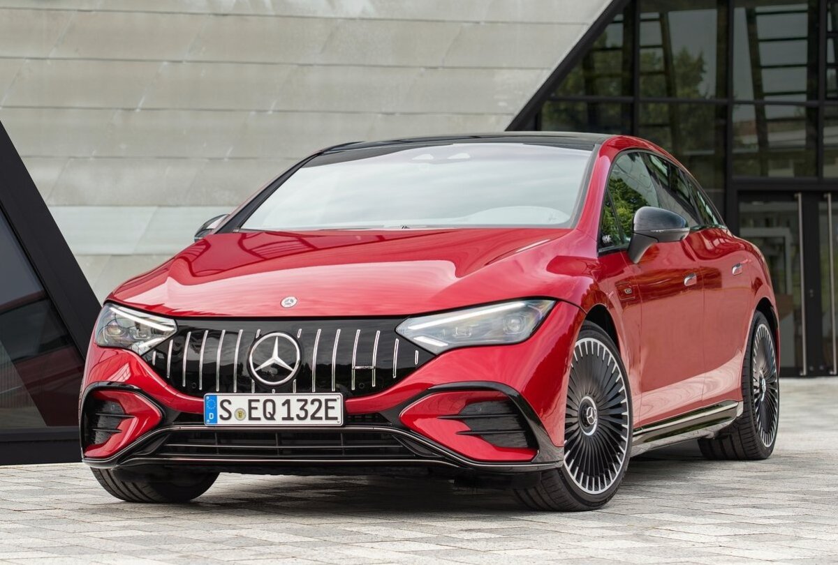 Mercedes-Benz EQE 43 AMG - 2022