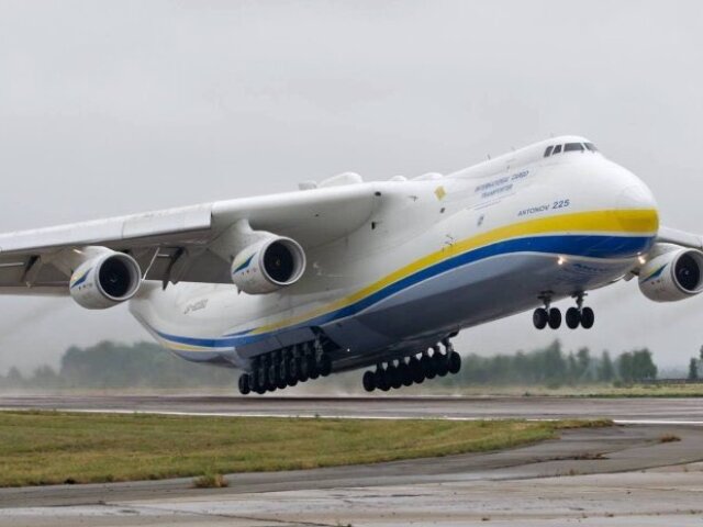 Antonov An-225