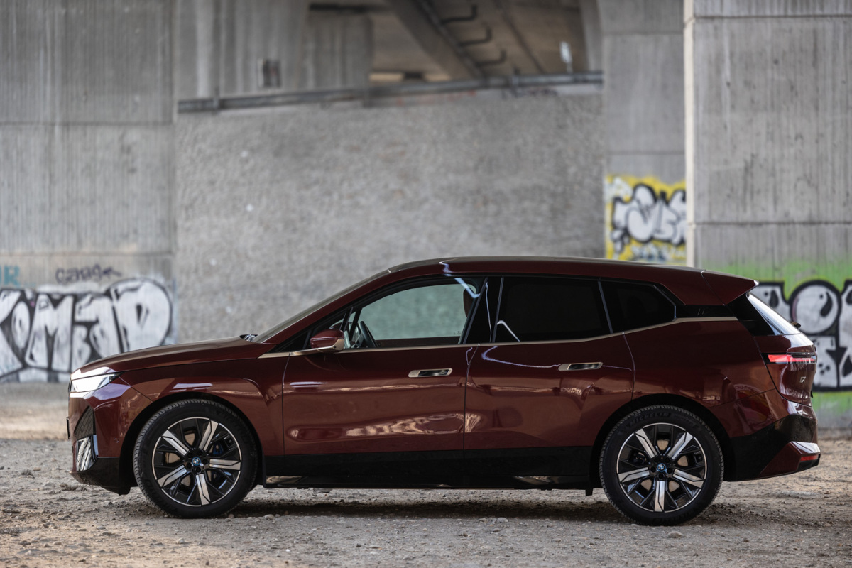 BMW iX xDrive50 - test 2022