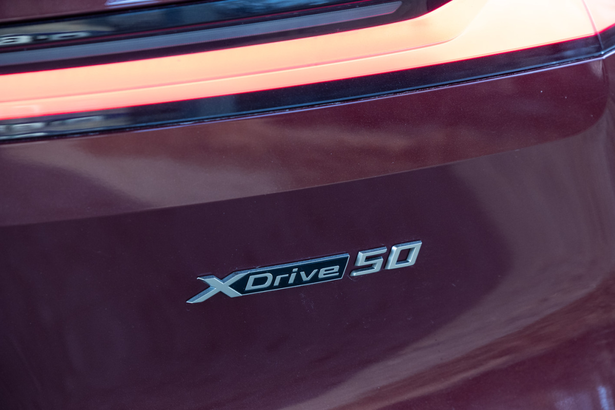 BMW iX xDrive50 - test 2022