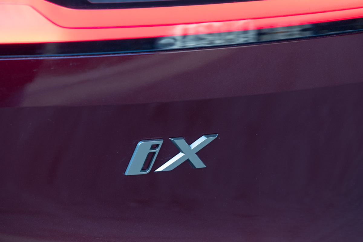 BMW iX xDrive50 - test 2022