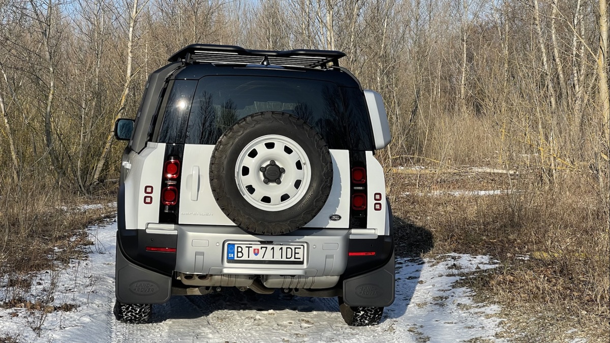 Land Rover Defender 110 D200 (2022)