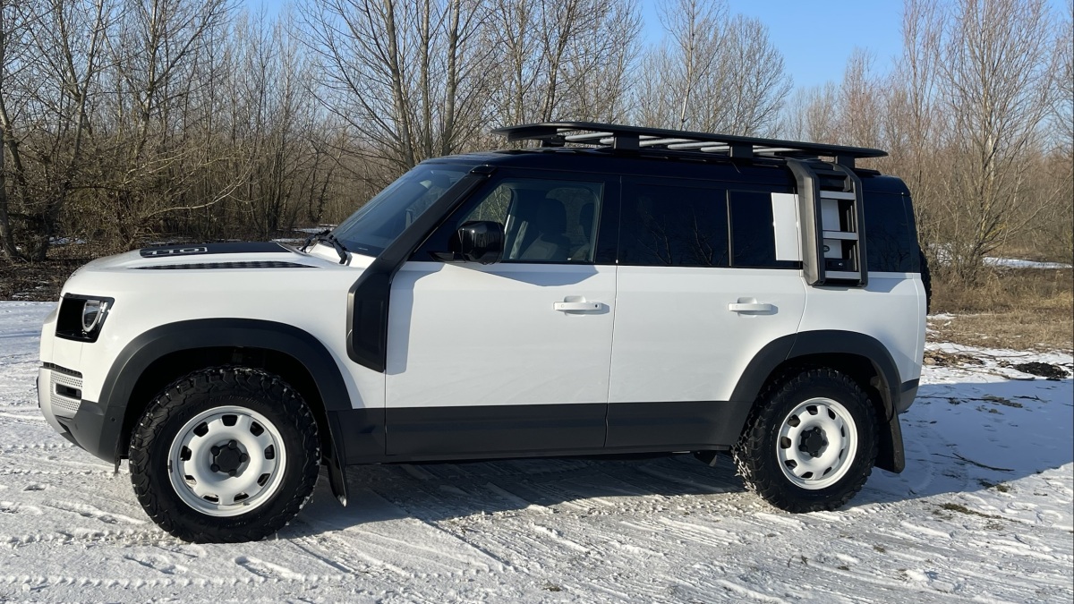 Land Rover Defender 110 D200 (2022)