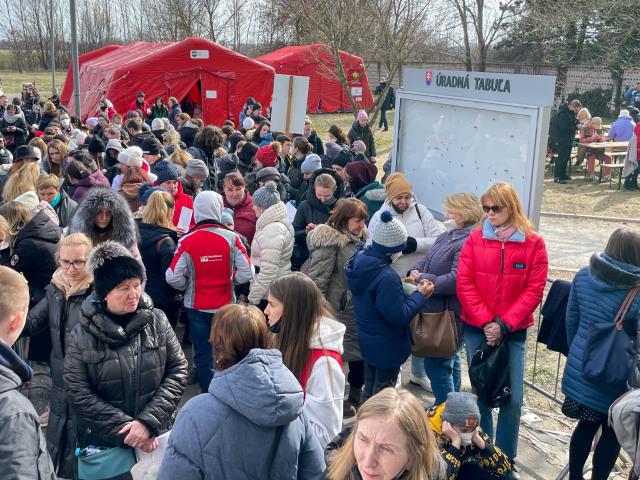 Oddelenie cudzineckej polície utečenci migranti