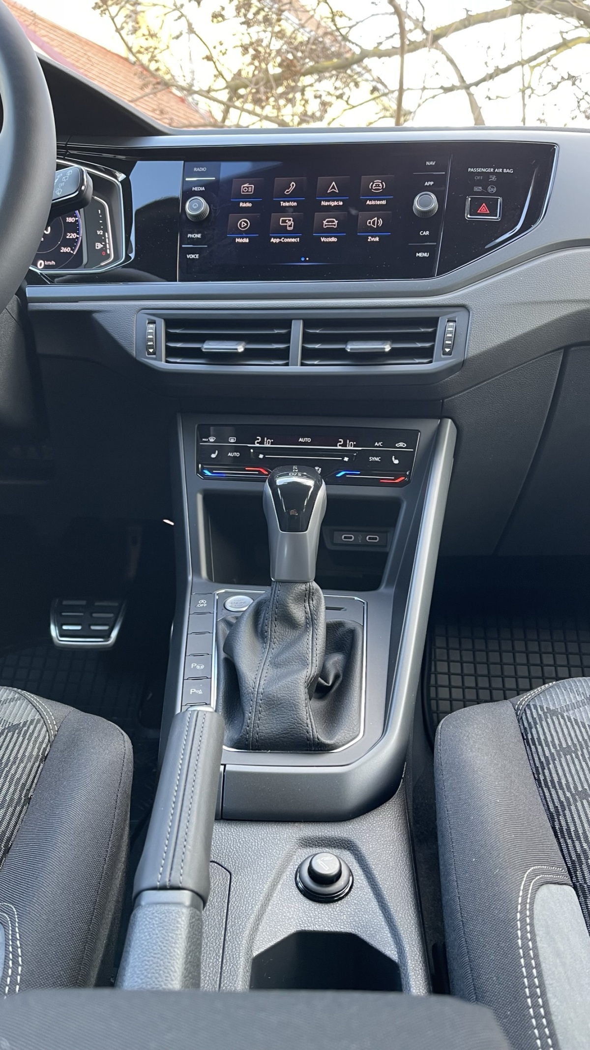 Volkswagen Taigo R-Line 1.0 TSI (2022)