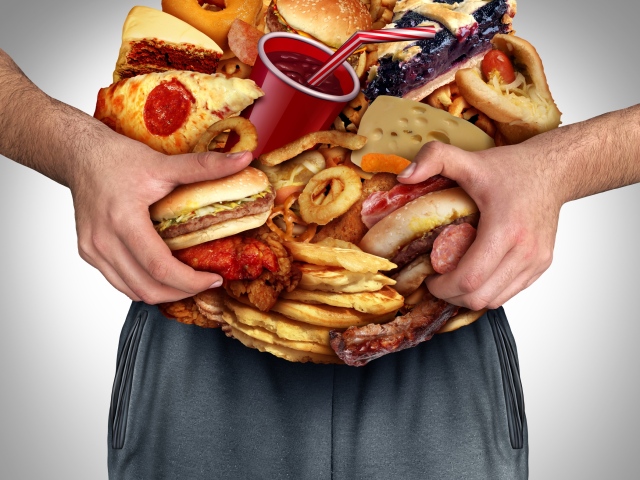 obezita, prejedanie sa, jedlo, fast-food, nadbytok, 