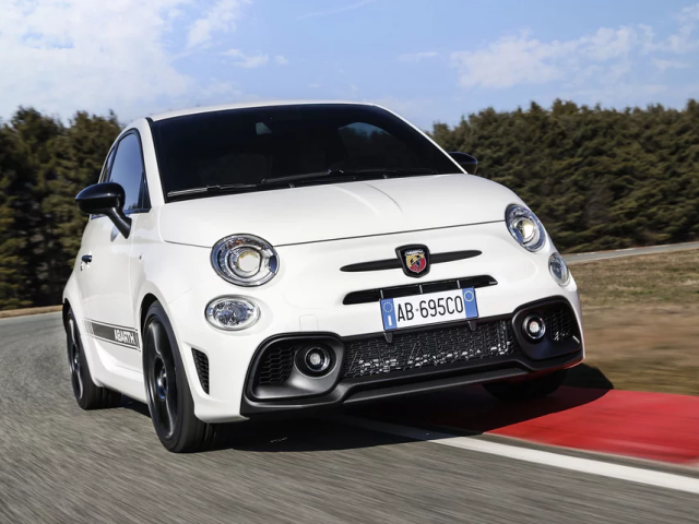 Abarth 695 - 2022