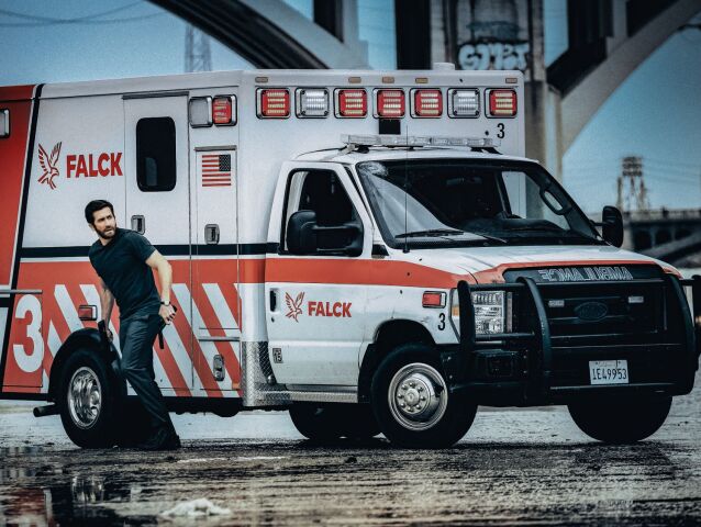 Sanitka, jake gyllenhaal