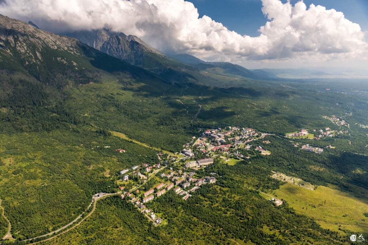 Kamil Glovňa, pohľady z neba