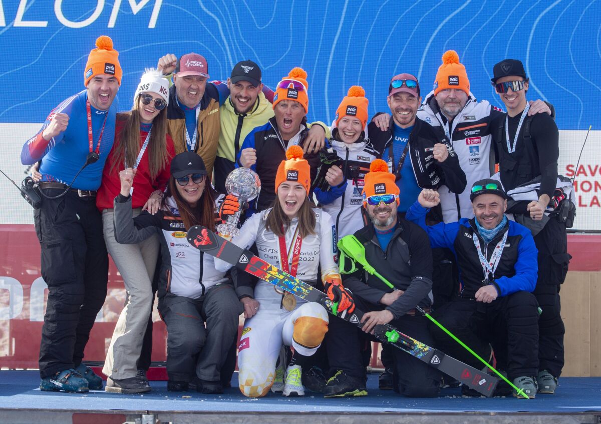 Francúzsko SR Lyžovanie šport SP finále slalom ženy