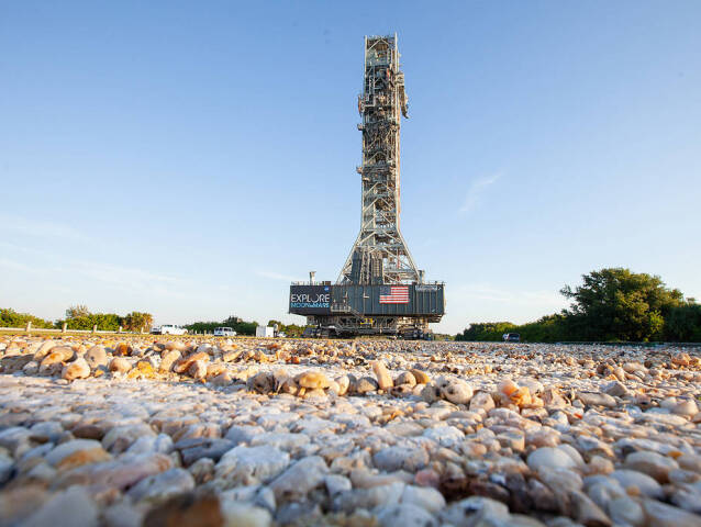 Mobile Launcher Move to Pad