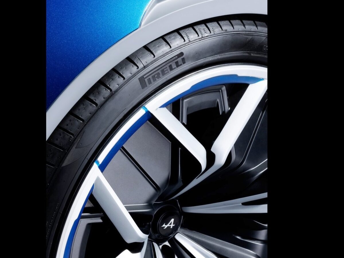 Alpine A4810 - 2022