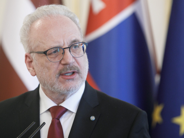 PREZIDENTKA: Prijala Egilsa Levitsa
