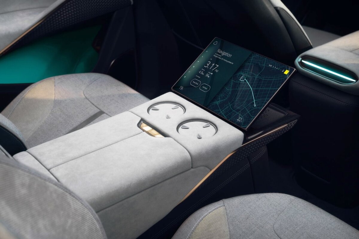 Lotus Eletre - 2022