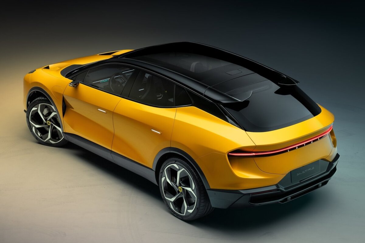 Lotus Eletre - 2022