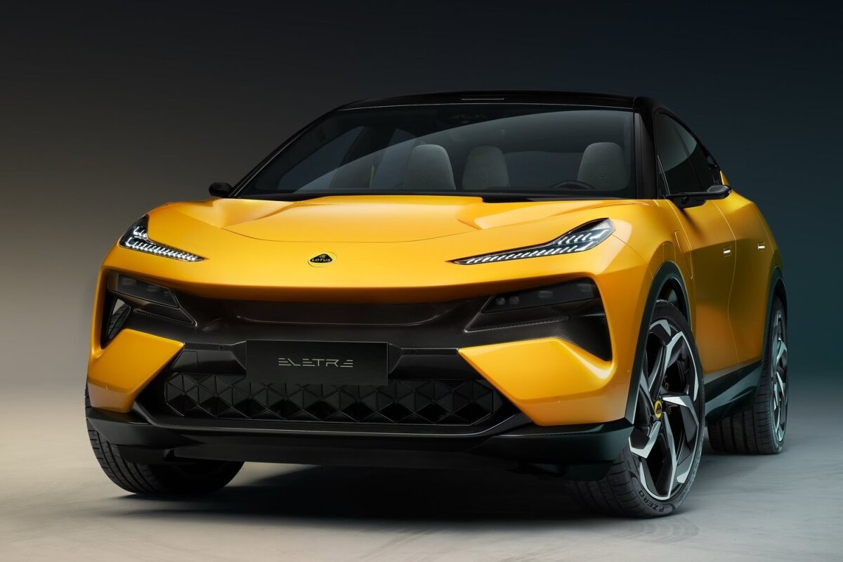Lotus Eletre - 2022
