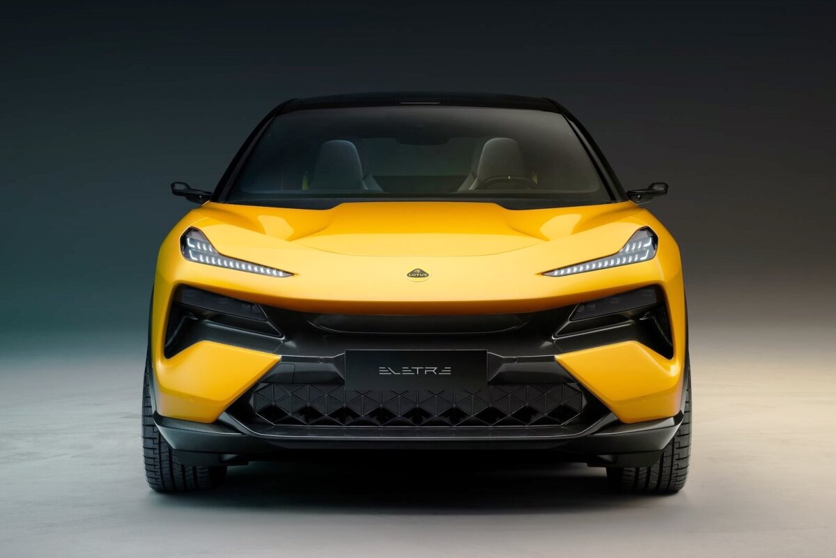 Lotus Eletre - 2022