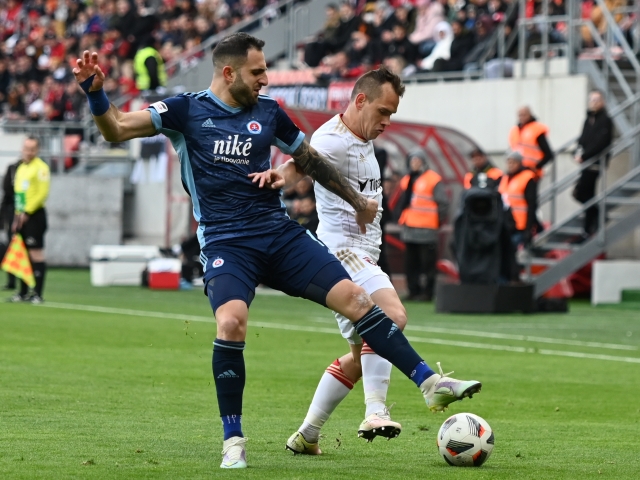 SR Futbal FL 4. kolo o titul Trnava Slovan TTX